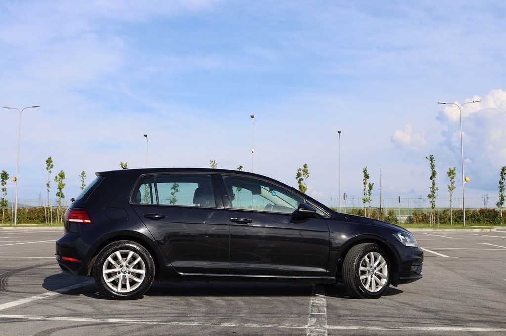 Volkswagen Golf VII