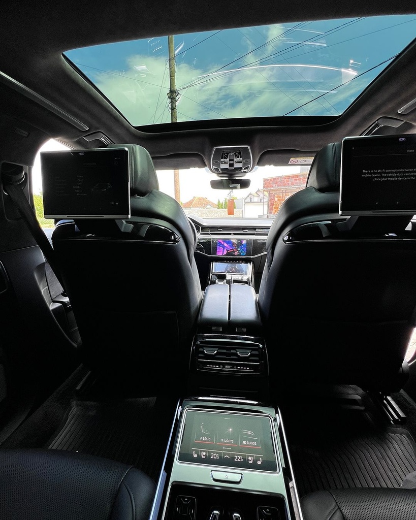 Audi A8